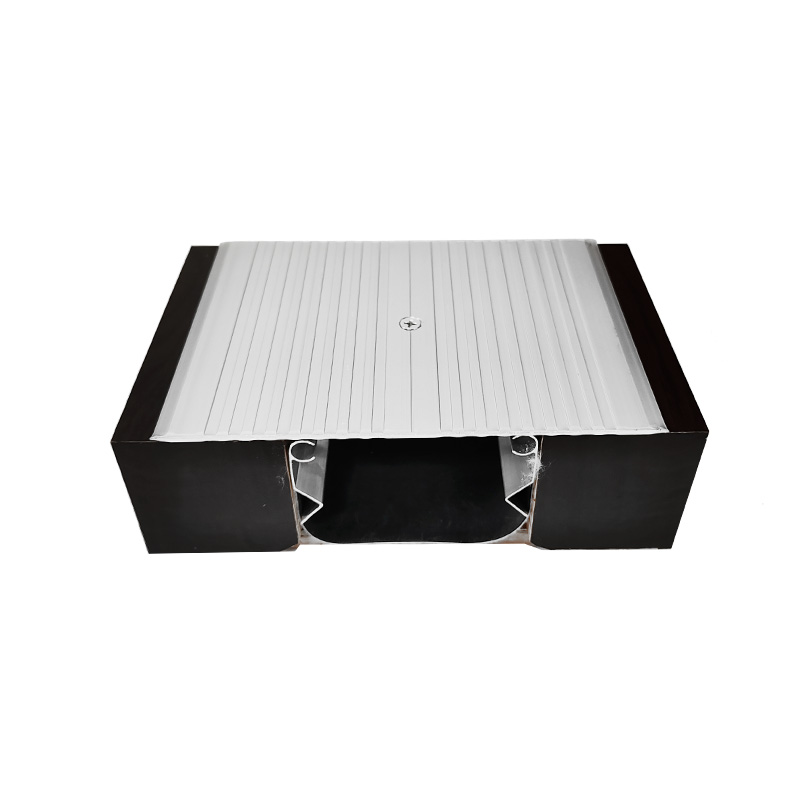 地面盖板型建筑变形缝