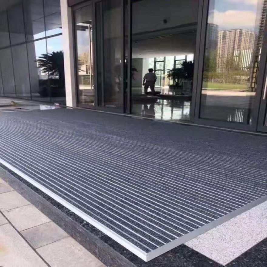 铝合金地垫的特点